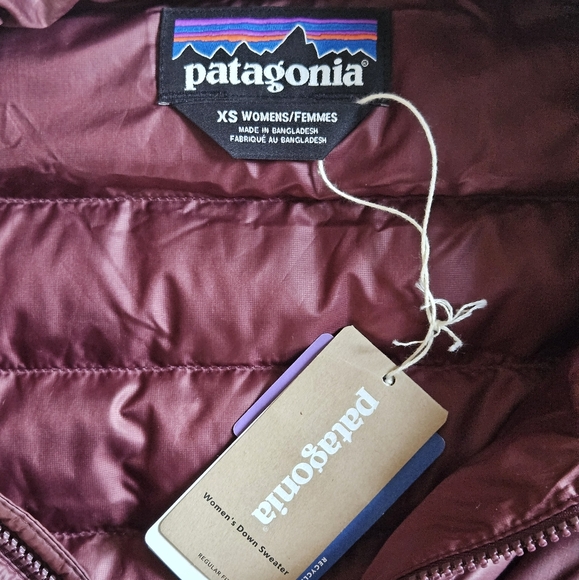 Patagonia Womens Burgundy Down Sweater Jacket - Picture 6 of 8